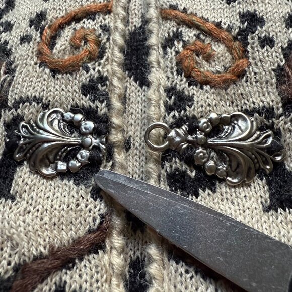 Simply Natural Size S Beige & Black Alpacal Peru Embroidered Cardigan - Picture 13 of 16